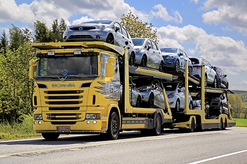 Read more about the article Your Trusted Partner in Fleet Transportation: InDrive Car Shipping
