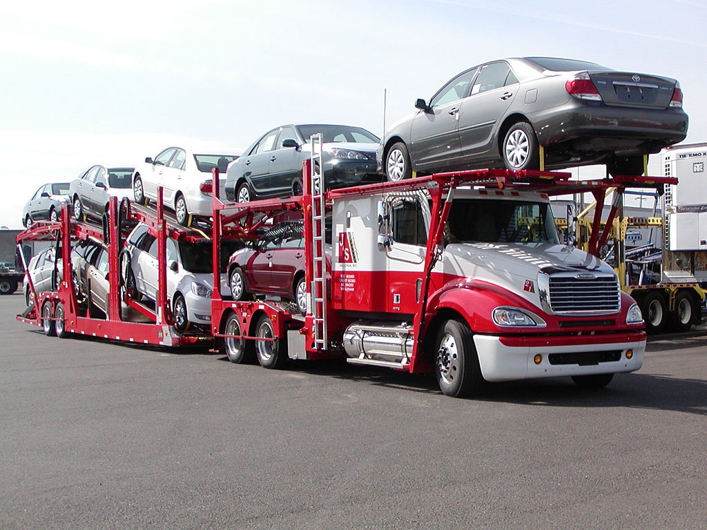 Read more about the article A Guide to Hassle-Free Vehicle Transport: Tips and Tricks